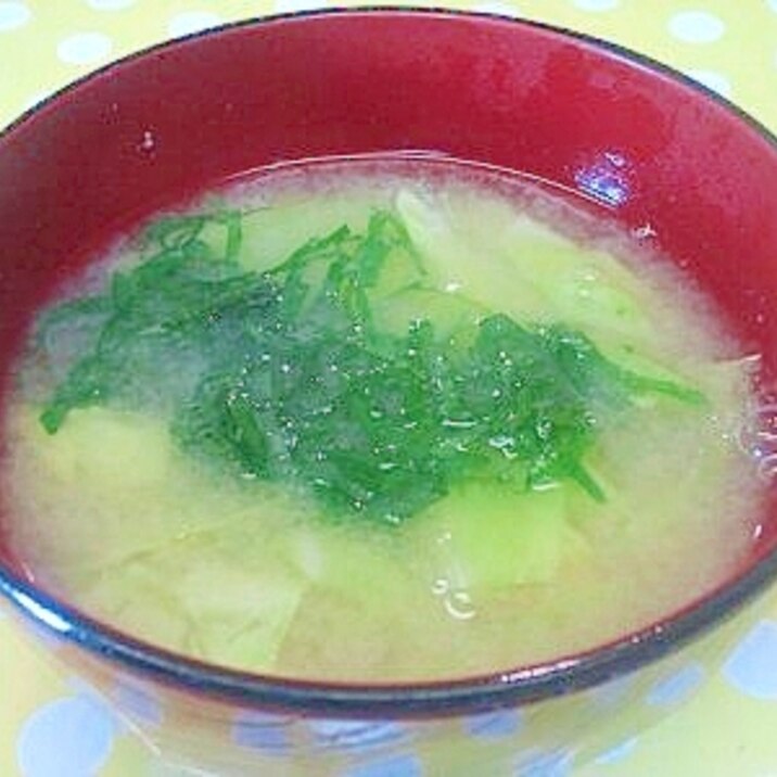 キャベツ 青じその味噌汁 レシピ 作り方 By 不二子ちゃん2号 楽天レシピ キャベツ 青じその味噌汁 レシピ 作り方 By 不二子ちゃん2号 楽天レシピ